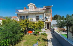 Stunning Apartment In Kastel Kambelovac